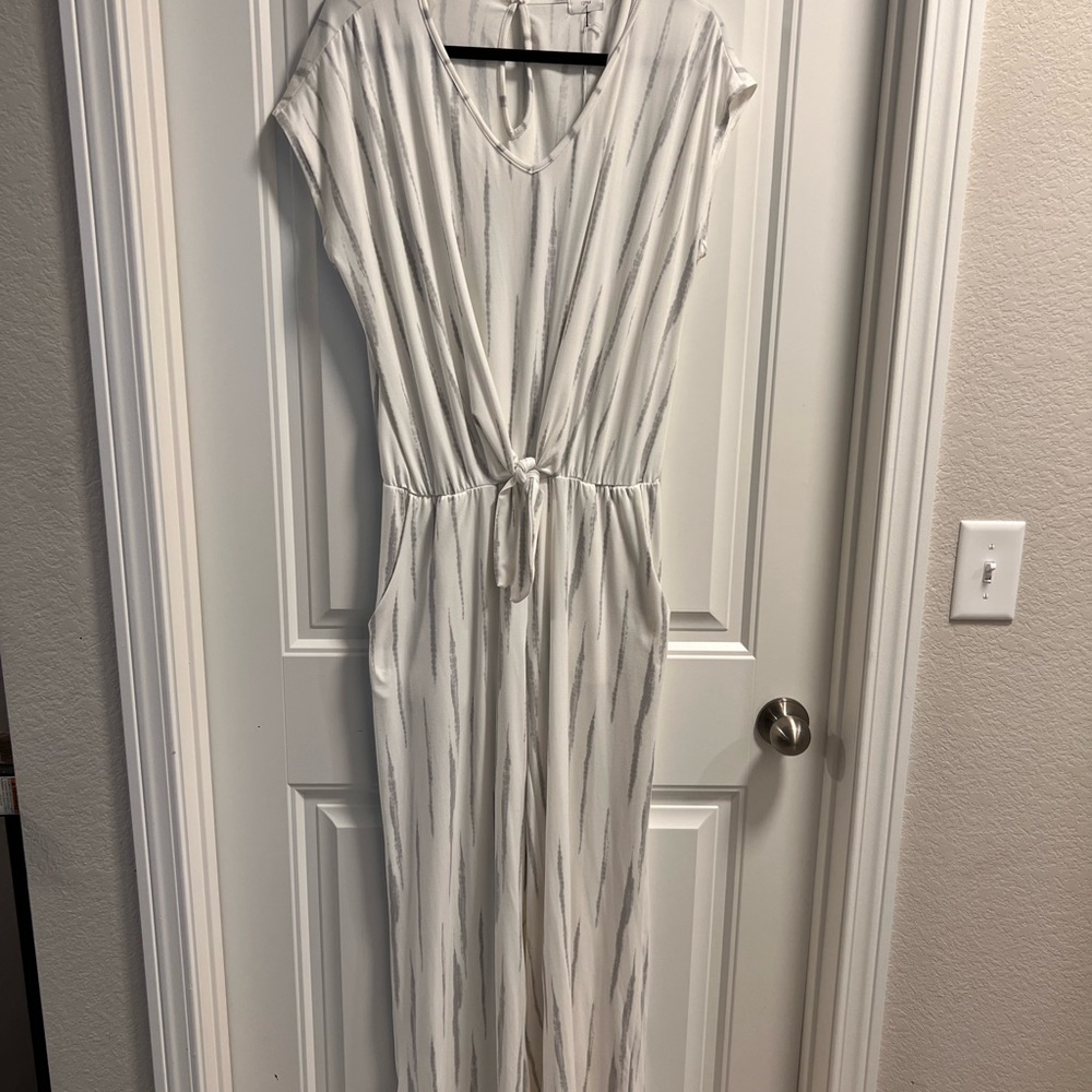 Elegant White Striped Romper